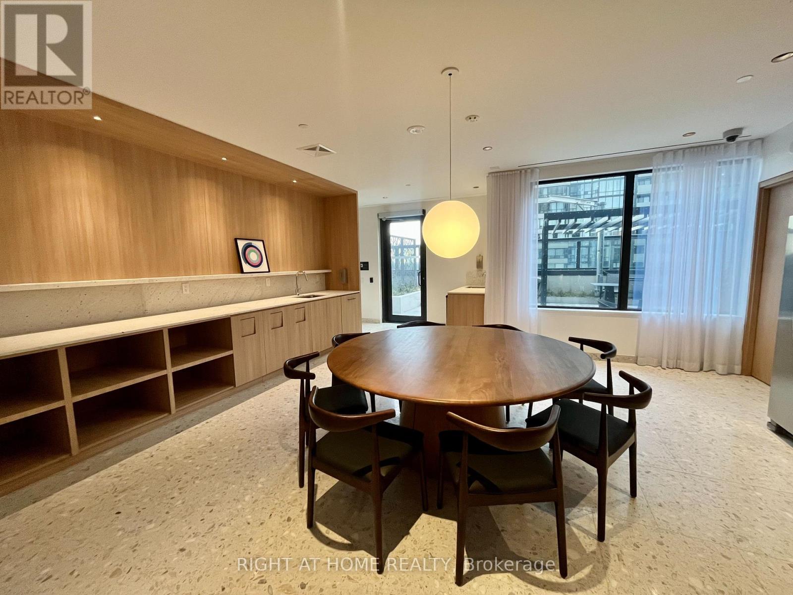 3901 - 395 Square One Drive, Mississauga, Ontario  L5B 0P6 - Photo 34 - W12648224