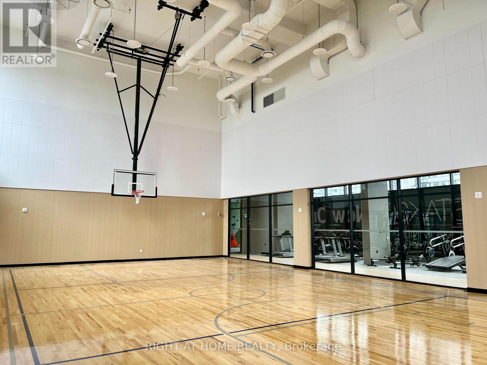 3901 - 395 Square One Drive, Mississauga, Ontario  L5B 0P6 - Photo 35 - W12648224