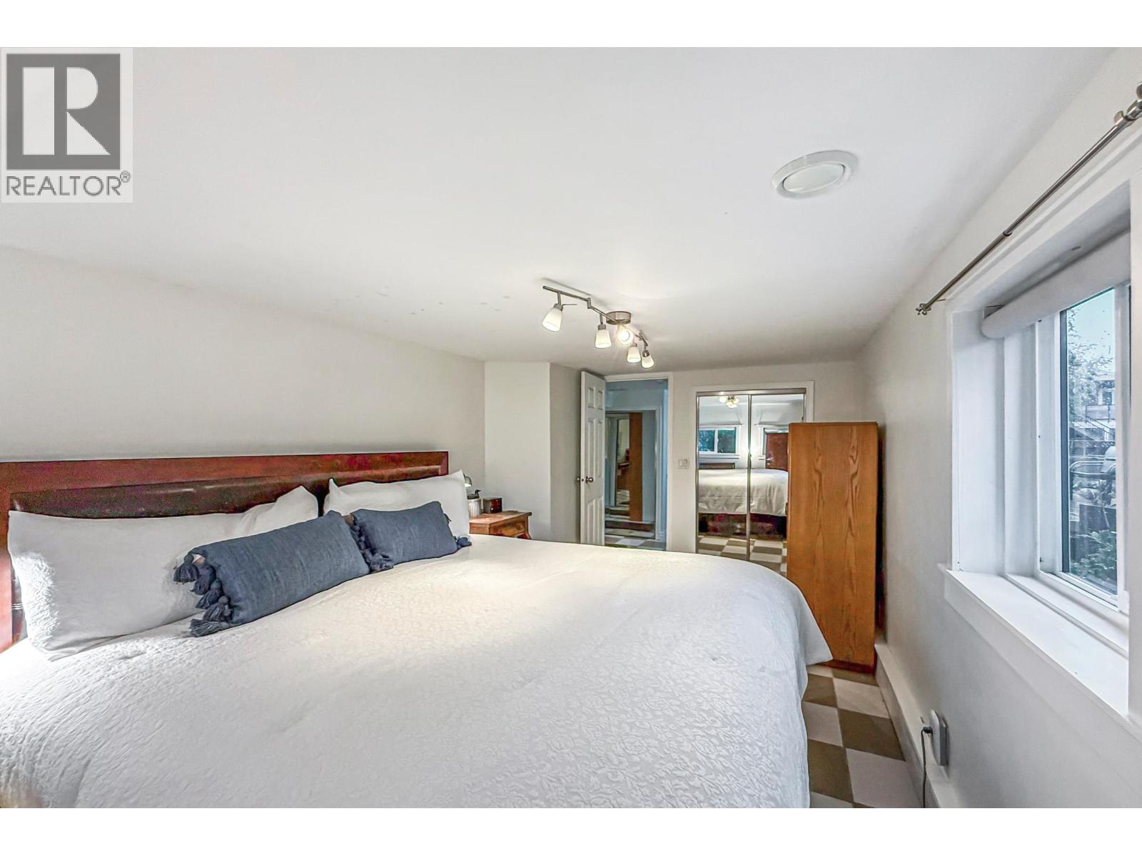 251 Pembina Street, New Westminster, British Columbia  V3M 5J3 - Photo 19 - R3074515