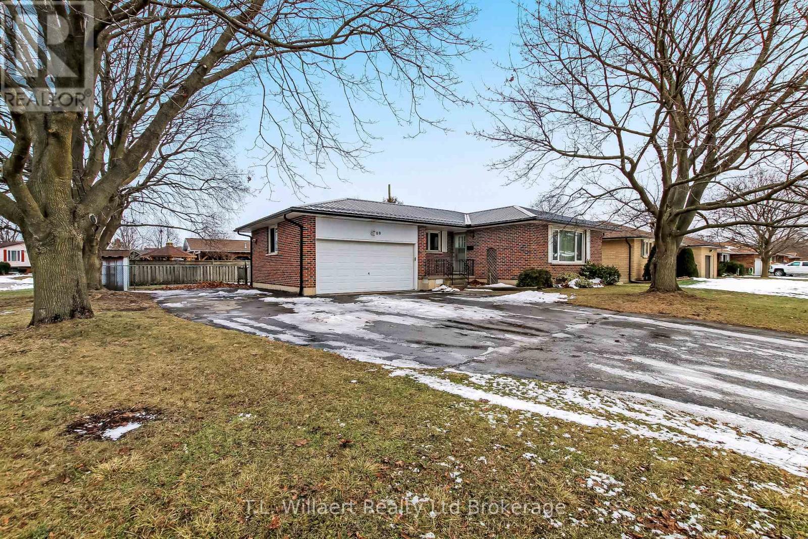 80 Glendale Drive, Tillsonburg, Ontario  N4G 1J8 - Photo 1 - X12648238