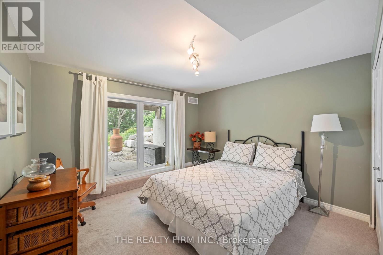 210 Cornell Drive E, Central Elgin, Ontario  N5L 1A5 - Photo 33 - X12648310