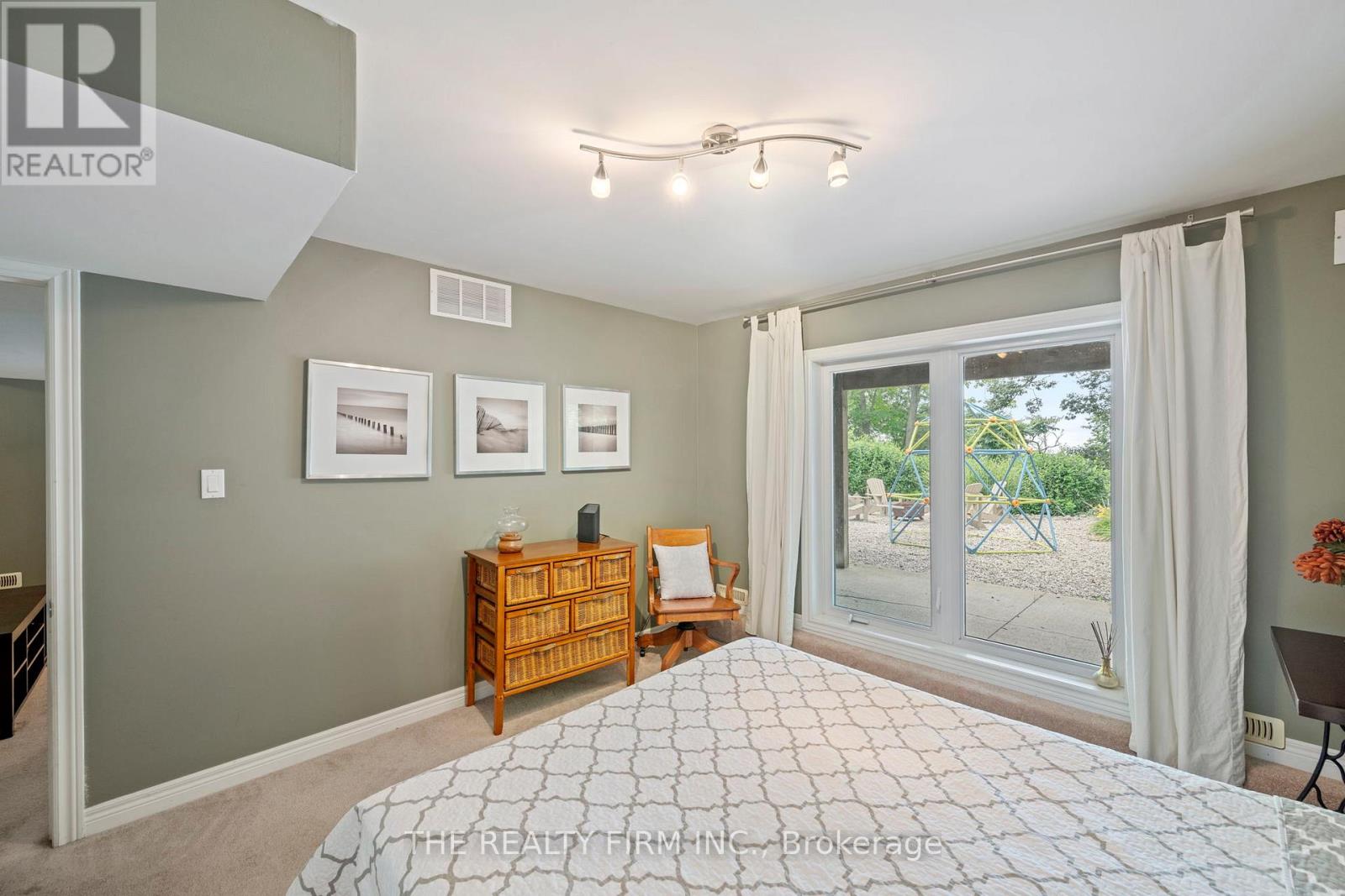 210 Cornell Drive E, Central Elgin, Ontario  N5L 1A5 - Photo 34 - X12648310