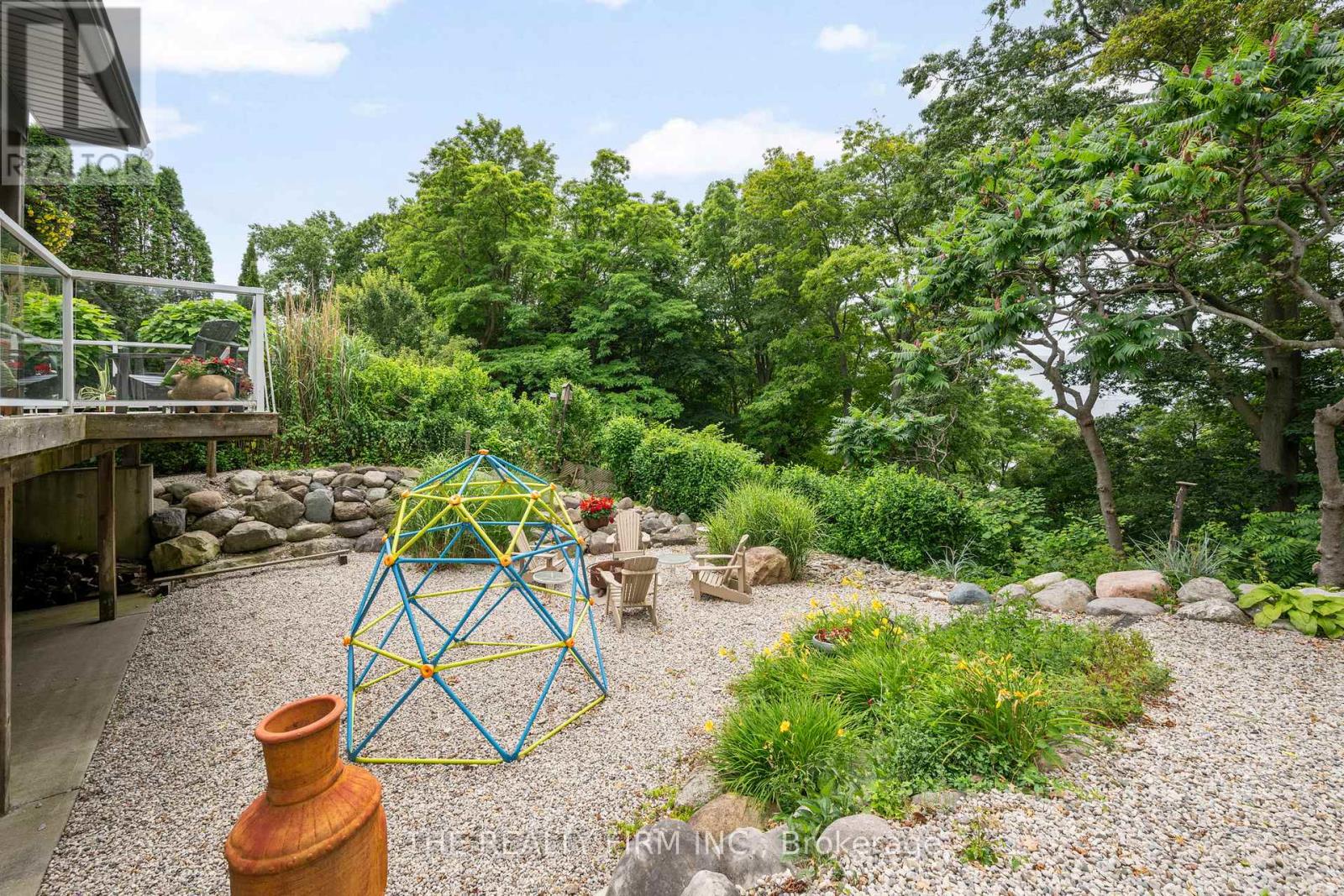 210 Cornell Drive E, Central Elgin, Ontario  N5L 1A5 - Photo 38 - X12648310