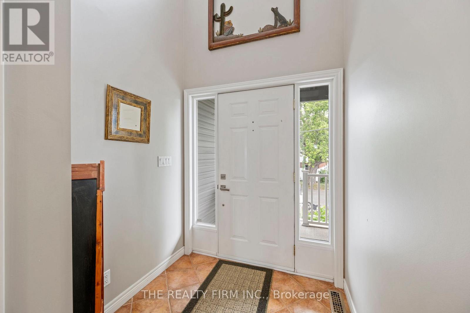 210 Cornell Drive E, Central Elgin, Ontario  N5L 1A5 - Photo 5 - X12648310