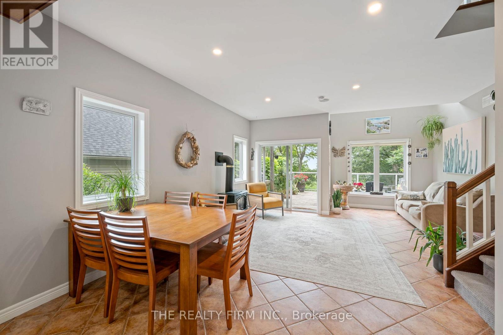 210 Cornell Drive E, Central Elgin, Ontario  N5L 1A5 - Photo 6 - X12648310