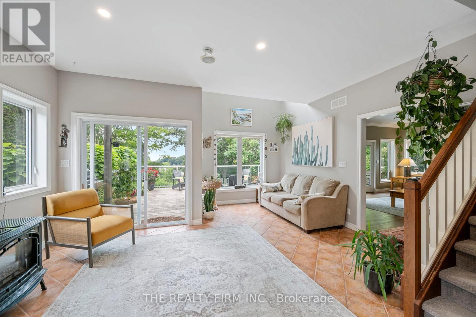 210 Cornell Drive E, Central Elgin, Ontario  N5L 1A5 - Photo 7 - X12648310