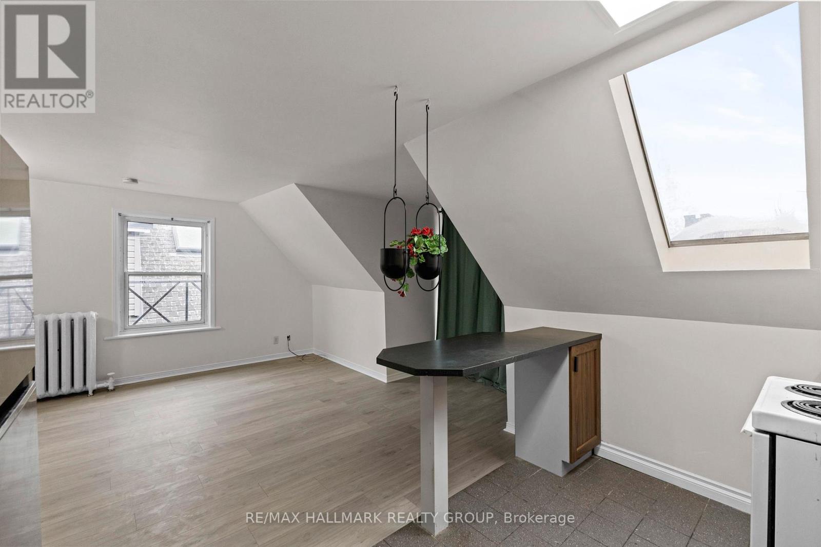 Unit 3 - 132 Flora Street, Ottawa, Ontario  K1R 5R5 - Photo 15 - X12648338