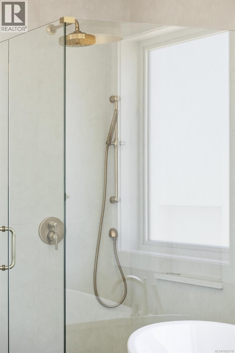 1769 Crown Isle Blvd, Courtenay, British Columbia  V9N 0K1 - Photo 18 - 1022178