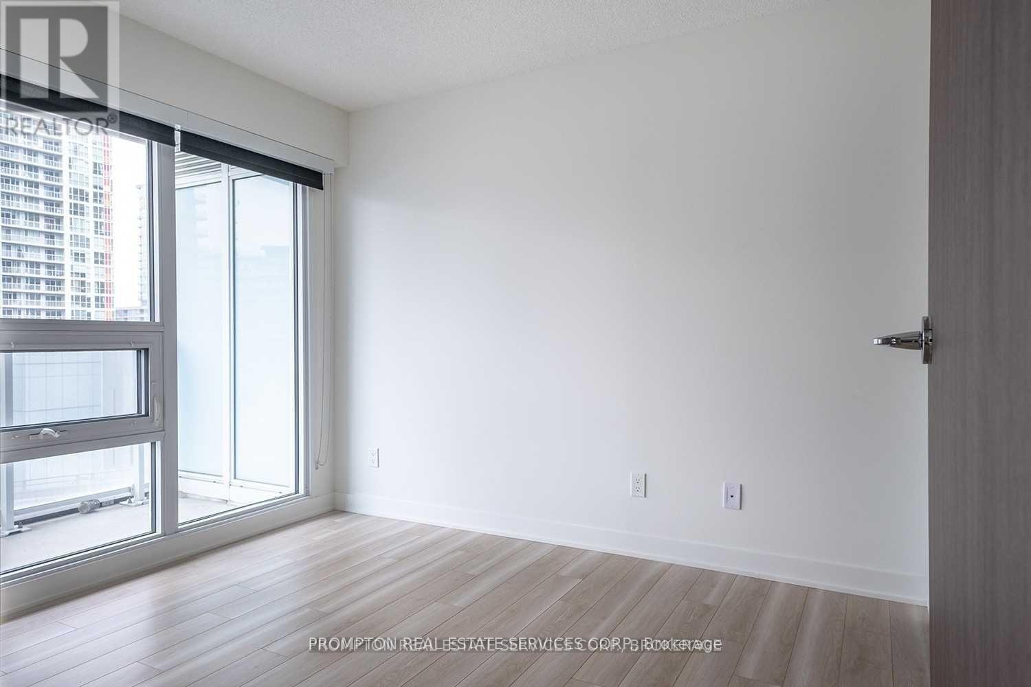 809 - 17 Bathurst Street, Toronto, Ontario  M5V 0N1 - Photo 4 - C12648286