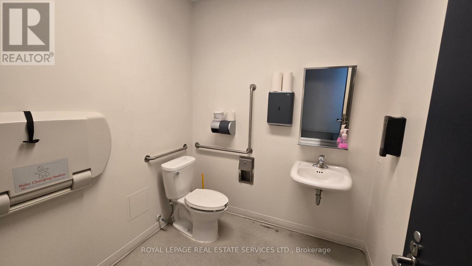 1b And 2a - 60 Richmond Street E, Toronto, Ontario  M5C 2G8 - Photo 12 - C12648314