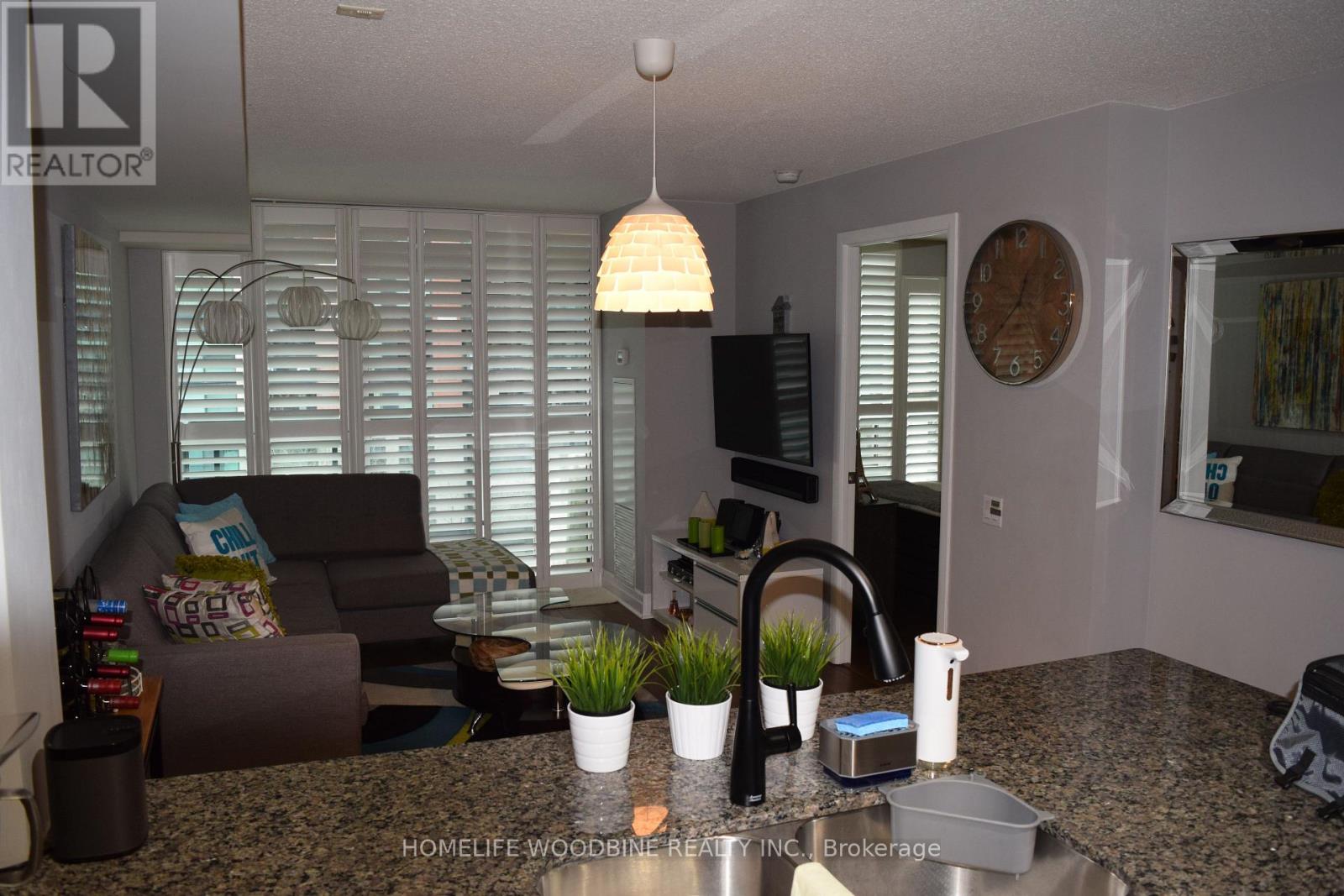 406 - 525 Wilson Avenue, Toronto, Ontario  M3H 0A7 - Photo 4 - C12648320