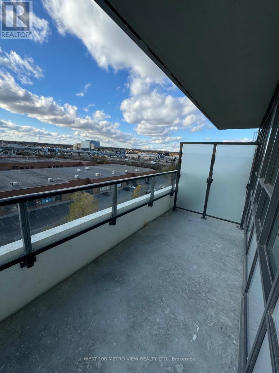 701 - 1435 Celebration Drive, Pickering, Ontario  L1W 0C4 - Photo 10 - E12648246