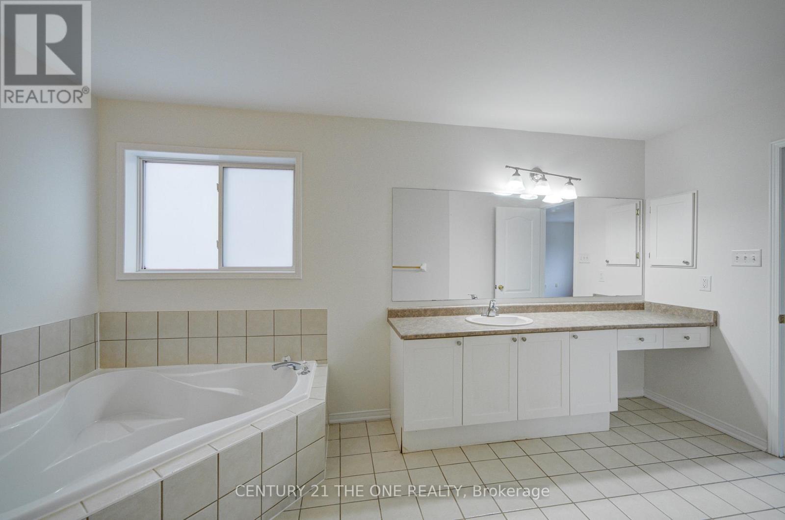 19 Corridale Avenue, Whitby, Ontario  L1M 2E8 - Photo 32 - E12648252