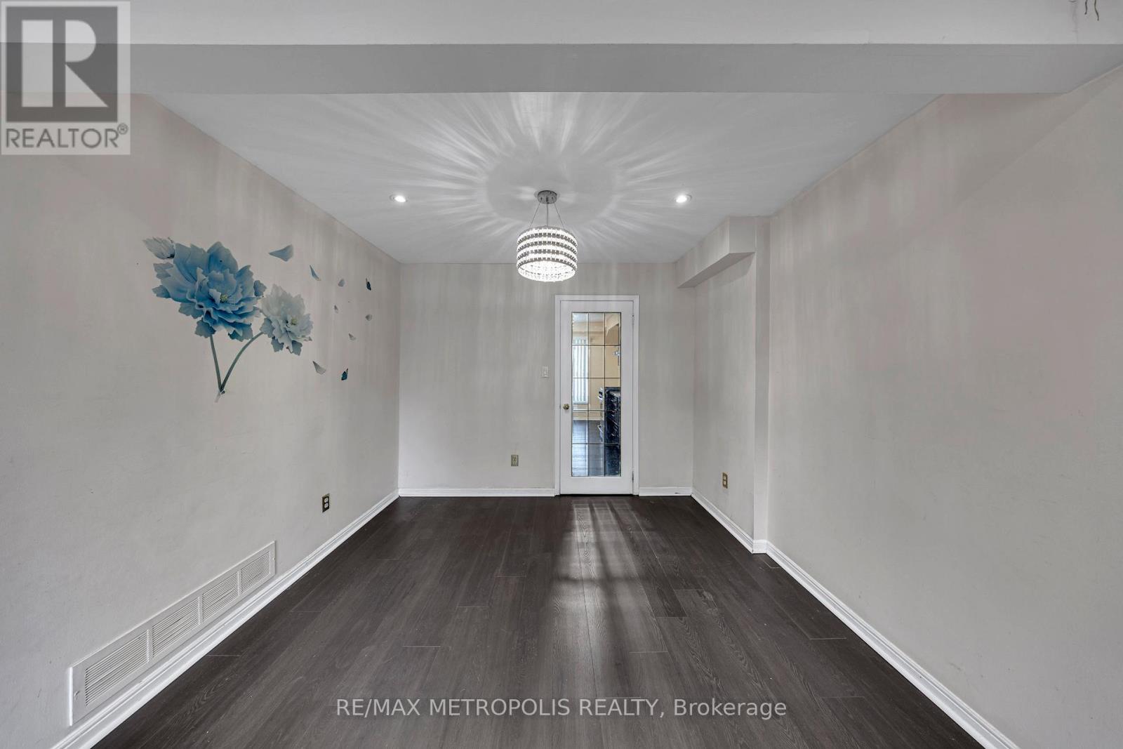 150 Burrows Hall Boulevard, Toronto, Ontario  M1B 1N2 - Photo 15 - E12648256