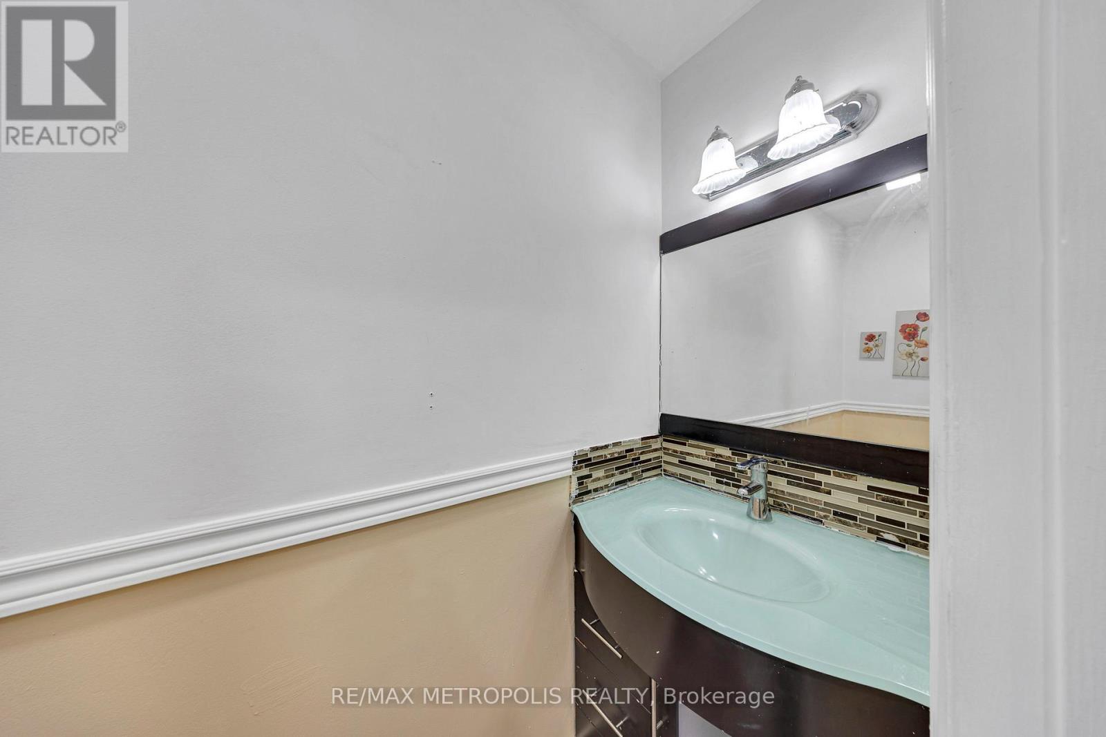 150 Burrows Hall Boulevard, Toronto, Ontario  M1B 1N2 - Photo 21 - E12648256