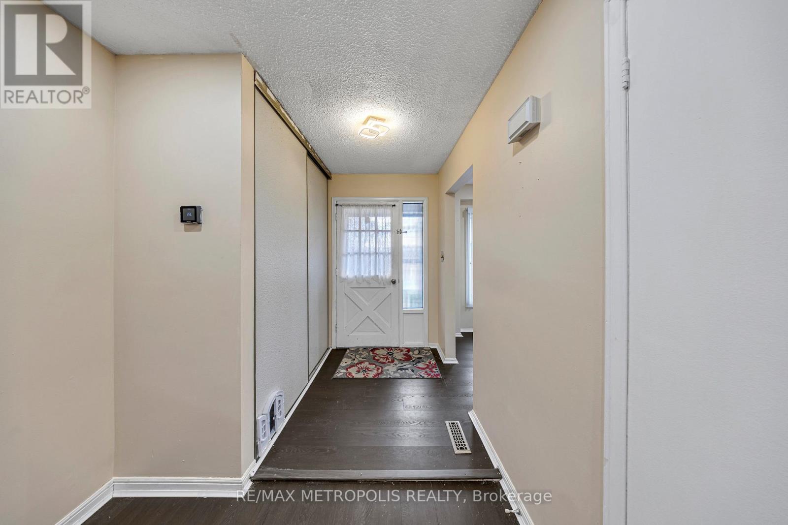 150 Burrows Hall Boulevard, Toronto, Ontario  M1B 1N2 - Photo 22 - E12648256