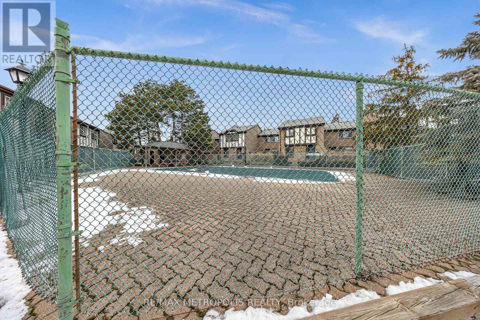 150 Burrows Hall Boulevard, Toronto, Ontario  M1B 1N2 - Photo 43 - E12648256