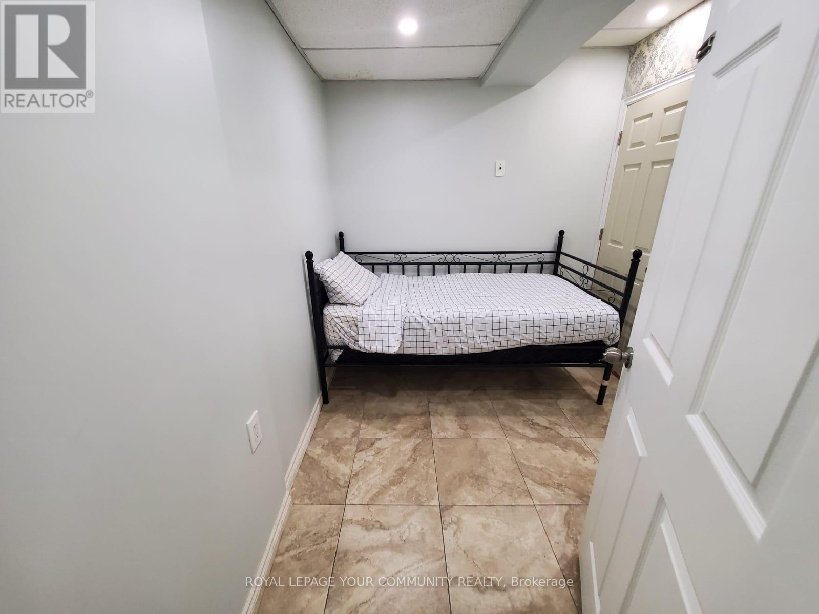 Bsmt - 107 Mullen Drive, Ajax, Ontario  L1T 2B3 - Photo 5 - E12648322