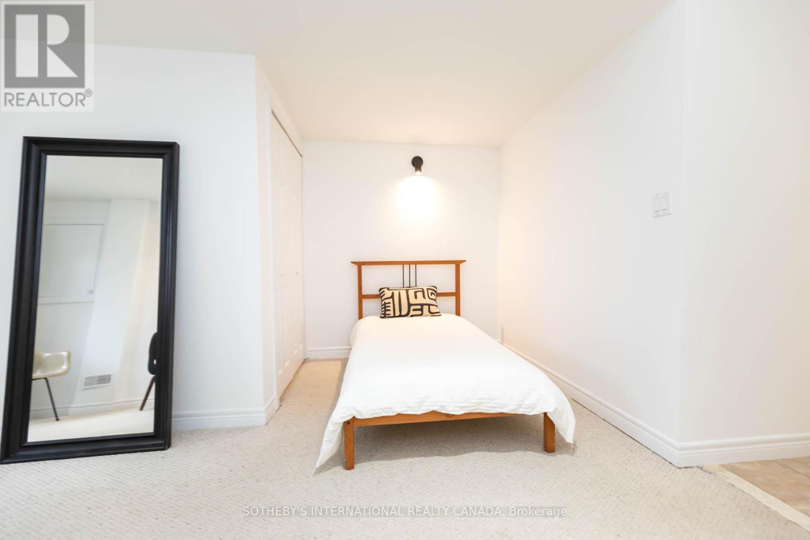 B - 16b Natalie Place, Toronto, Ontario  M4M 3P7 - Photo 10 - E12648328