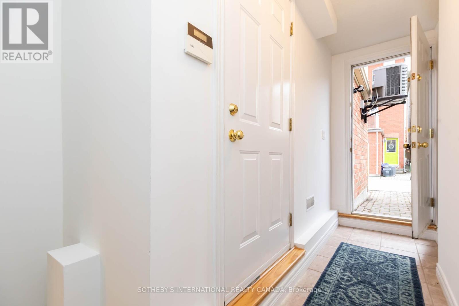 B - 16b Natalie Place, Toronto, Ontario  M4M 3P7 - Photo 18 - E12648328