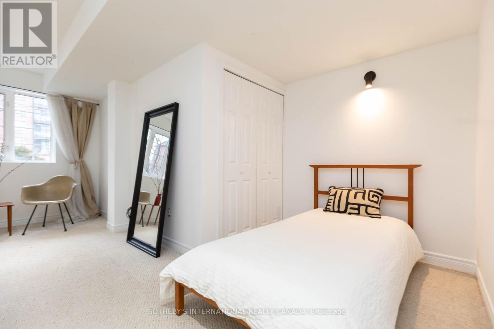 B - 16b Natalie Place, Toronto, Ontario  M4M 3P7 - Photo 9 - E12648328