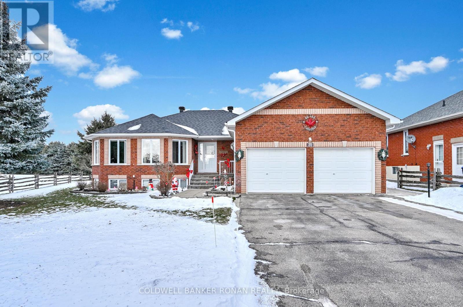 30 Lynch Lane, Adjala-Tosorontio (Everett), Ontario  L0M 1J0 - Photo 2 - N12648278