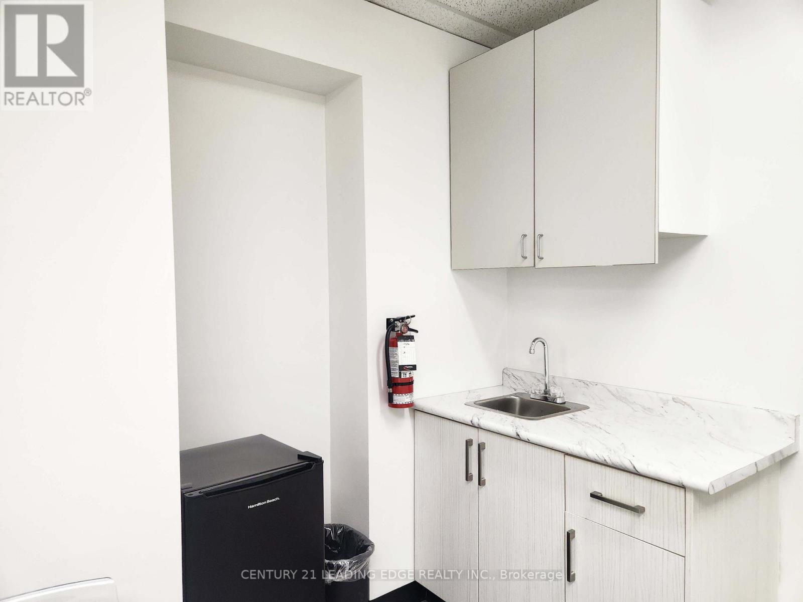 416 - 37 Sandiford Drive, Whitchurch-Stouffville, Ontario  L4A 3Z2 - Photo 4 - N12648294