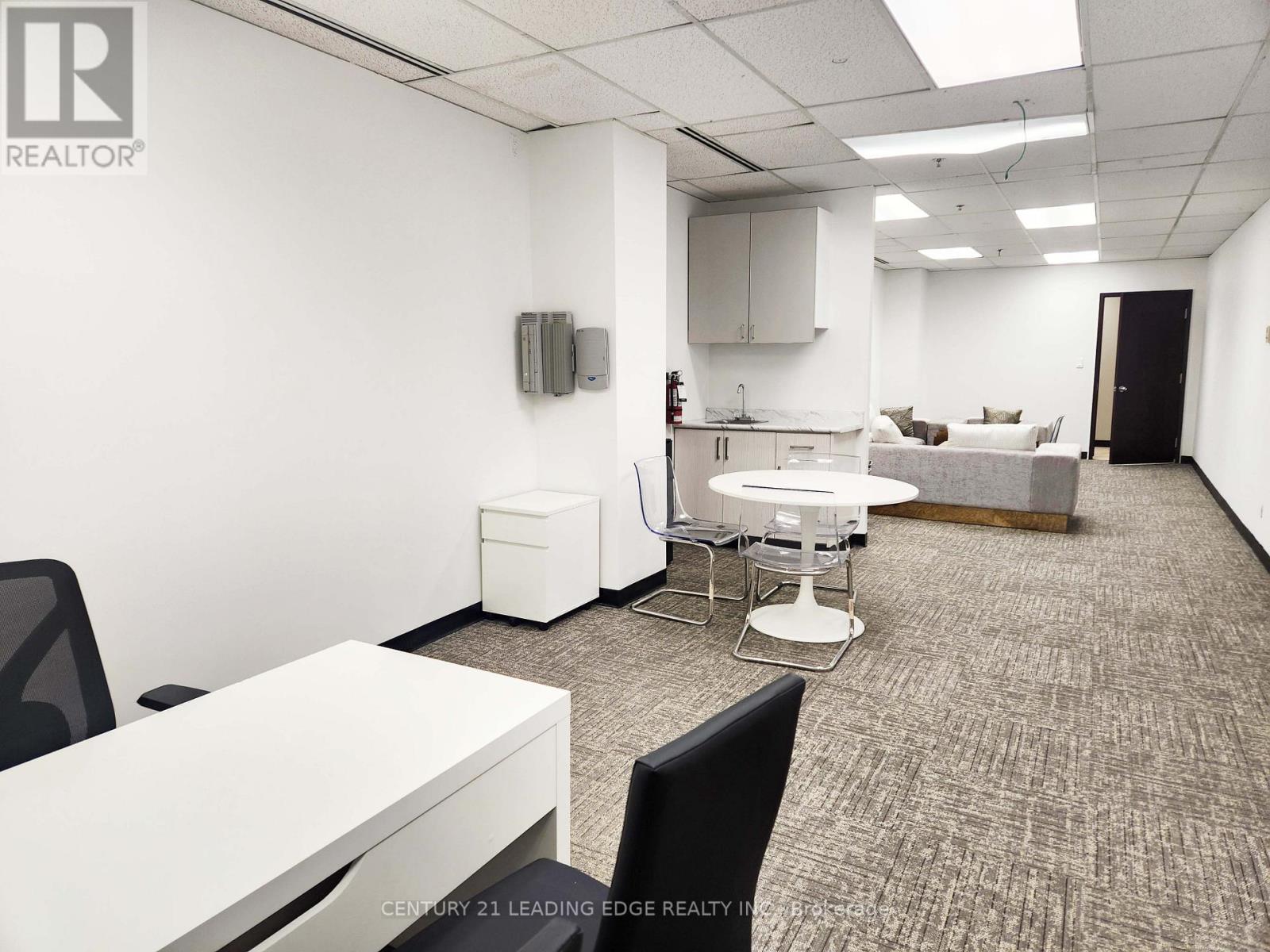 416 - 37 Sandiford Drive, Whitchurch-Stouffville, Ontario  L4A 3Z2 - Photo 8 - N12648294