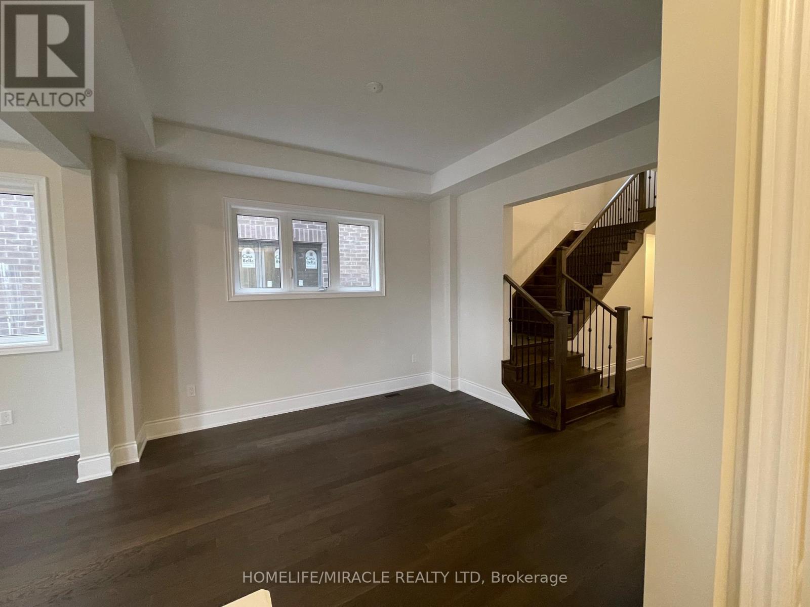 1228 Queens Plate Road, Oakville, Ontario  L6M 5M3 - Photo 7 - W12647850