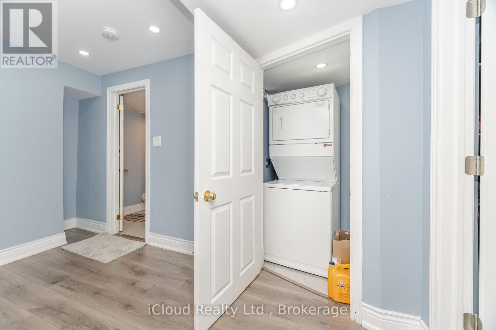 5261 River Forest Court, Mississauga, Ontario  L5V 2C7 - Photo 46 - W12508236