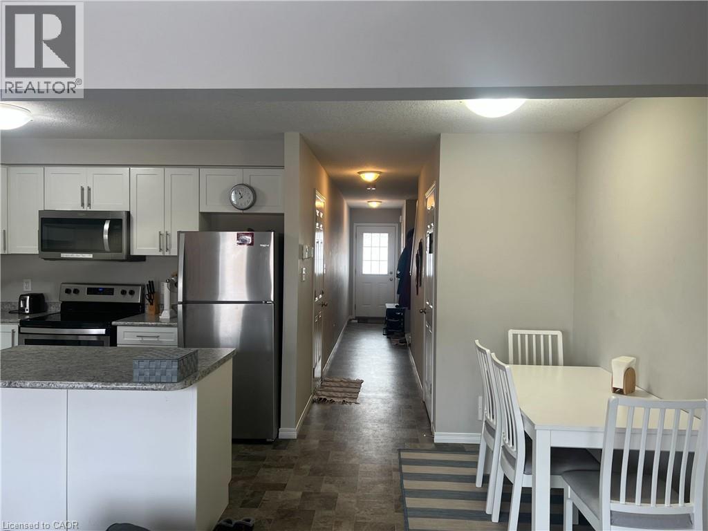 50 Pinnacle Drive Unit# 7, Kitchener, Ontario  N2P 0H8 - Photo 3 - 40794914