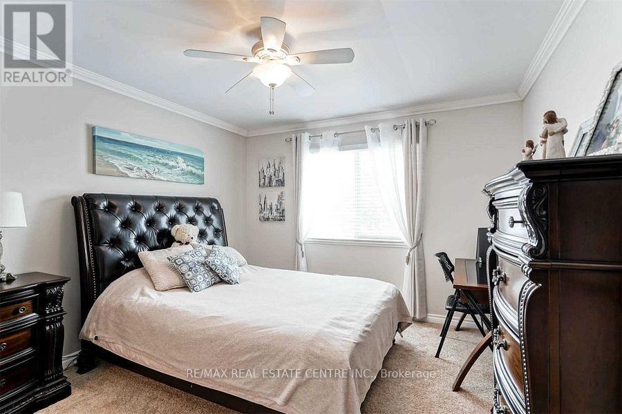 1123 - 1450 Glen Abbey Gate, Oakville, Ontario  L6M 2V7 - Photo 11 - W12648342