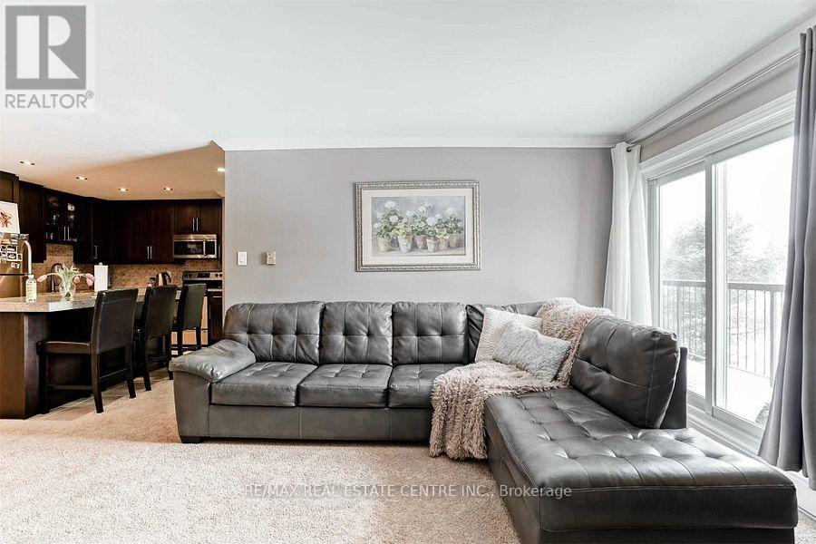 1123 - 1450 Glen Abbey Gate, Oakville, Ontario  L6M 2V7 - Photo 5 - W12648342