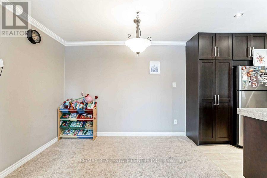 1123 - 1450 Glen Abbey Gate, Oakville, Ontario  L6M 2V7 - Photo 6 - W12648342