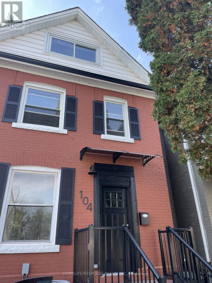104 FRANCIS STREET, Hamilton, Ontario