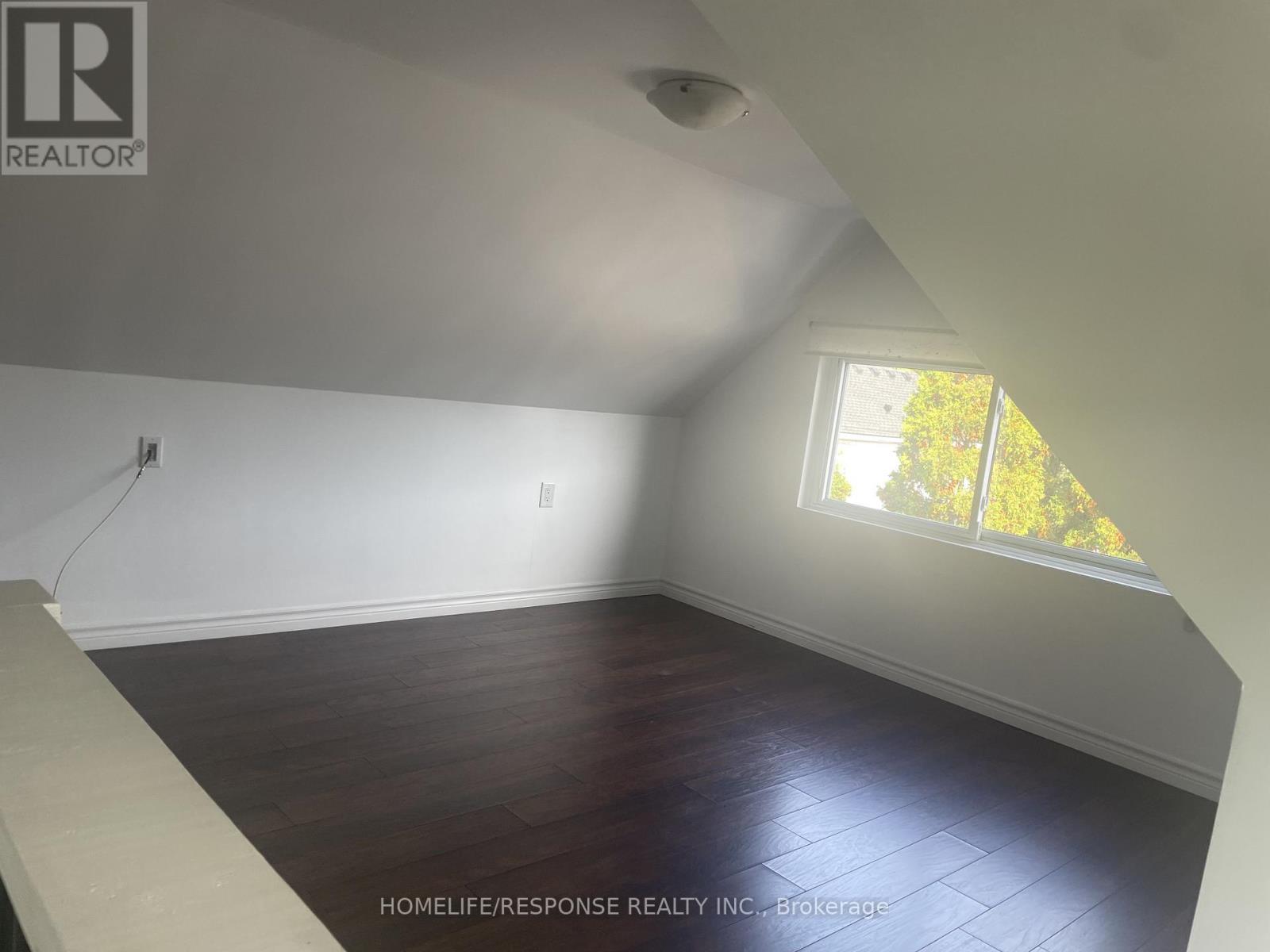 104 Francis Street, Hamilton, Ontario  L8L 3V5 - Photo 14 - X12648270