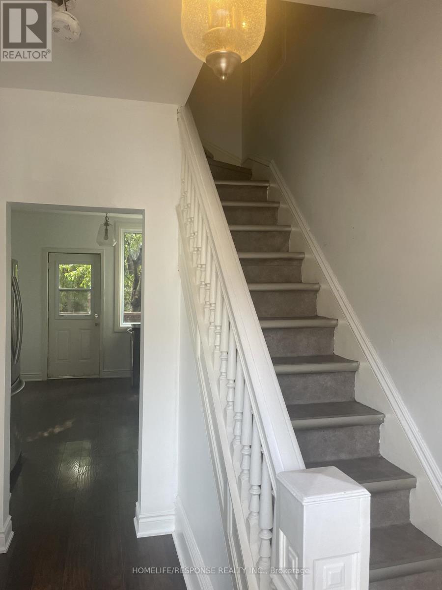 104 Francis Street, Hamilton, Ontario  L8L 3V5 - Photo 2 - X12648270