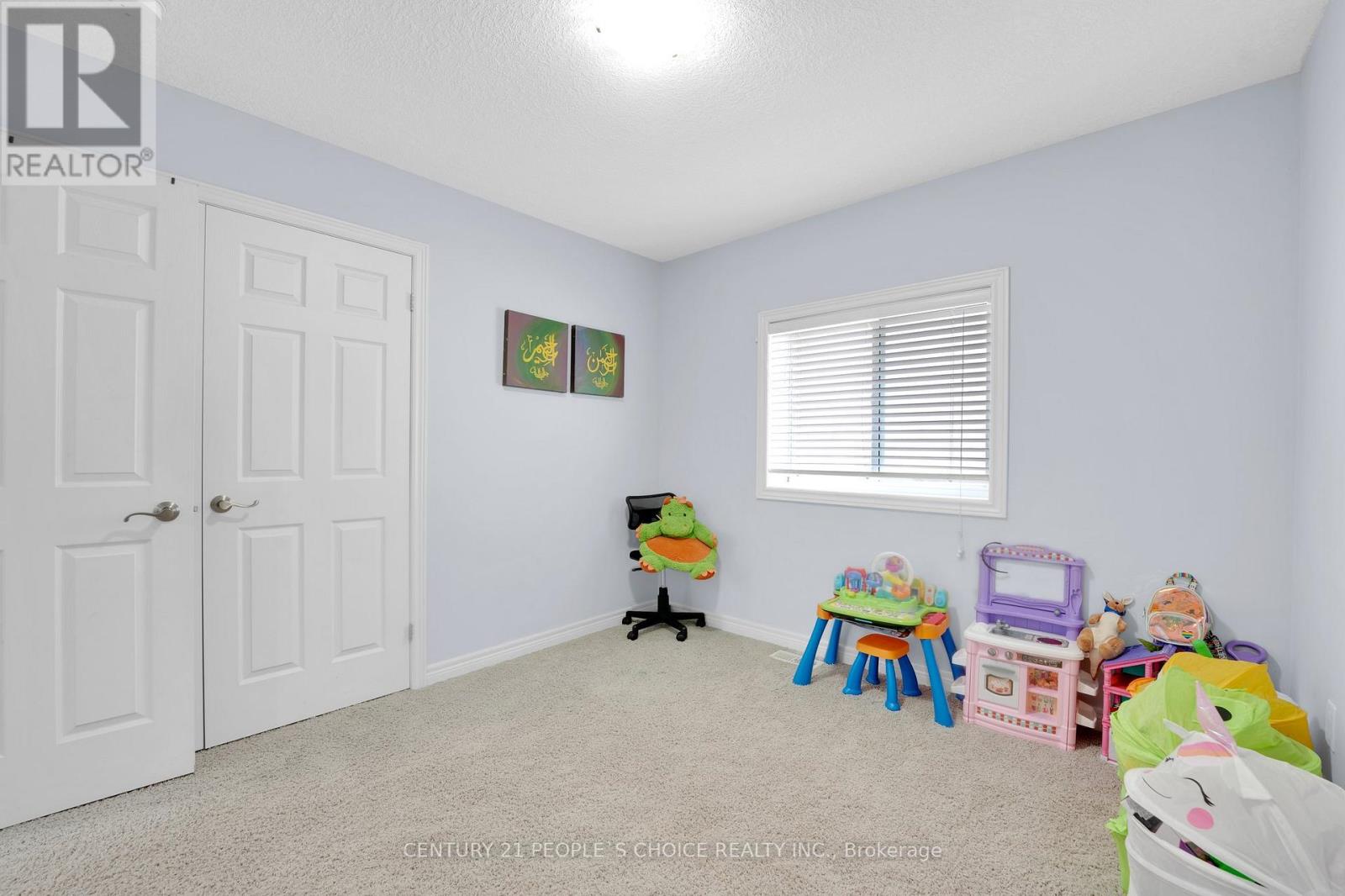 286 Macalister Boulevard, Guelph, Ontario  N1G 0E6 - Photo 35 - X12648316