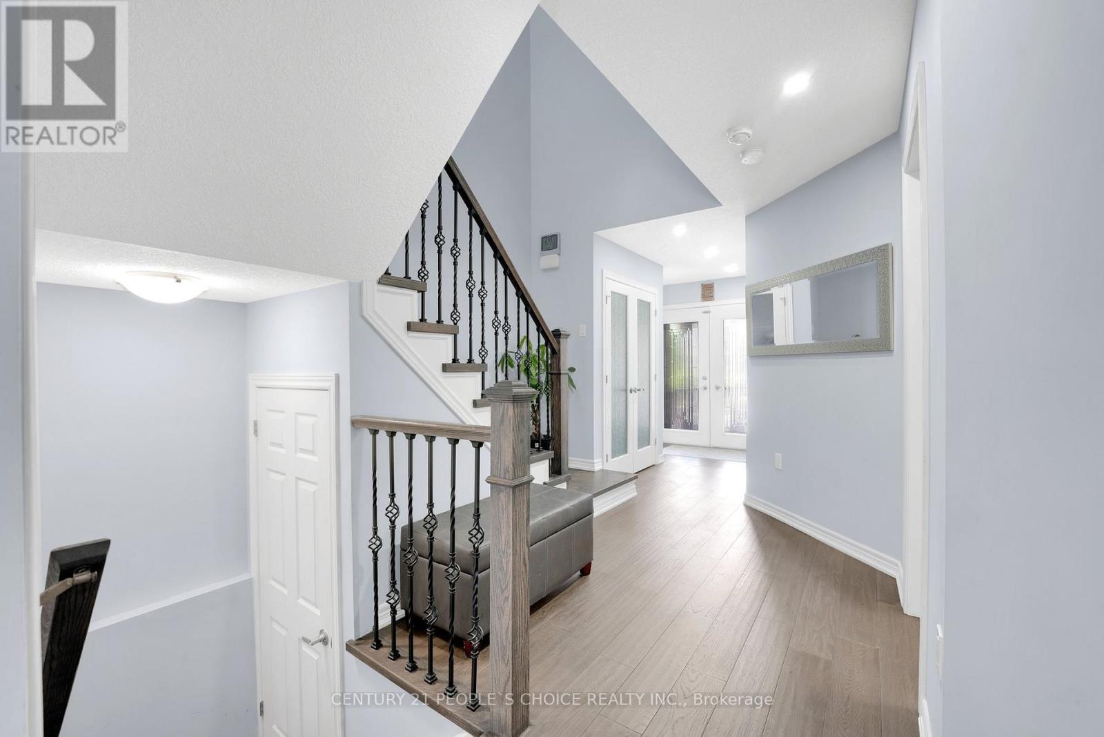 286 Macalister Boulevard, Guelph, Ontario  N1G 0E6 - Photo 9 - X12648316