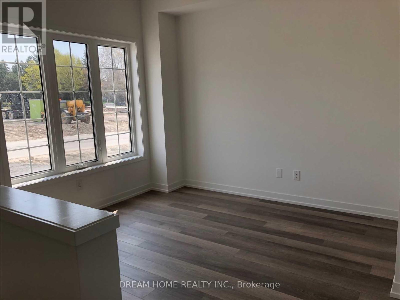 7 Heswall Lane, Newmarket, Ontario  L3Y 0E1 - Photo 12 - N12615160