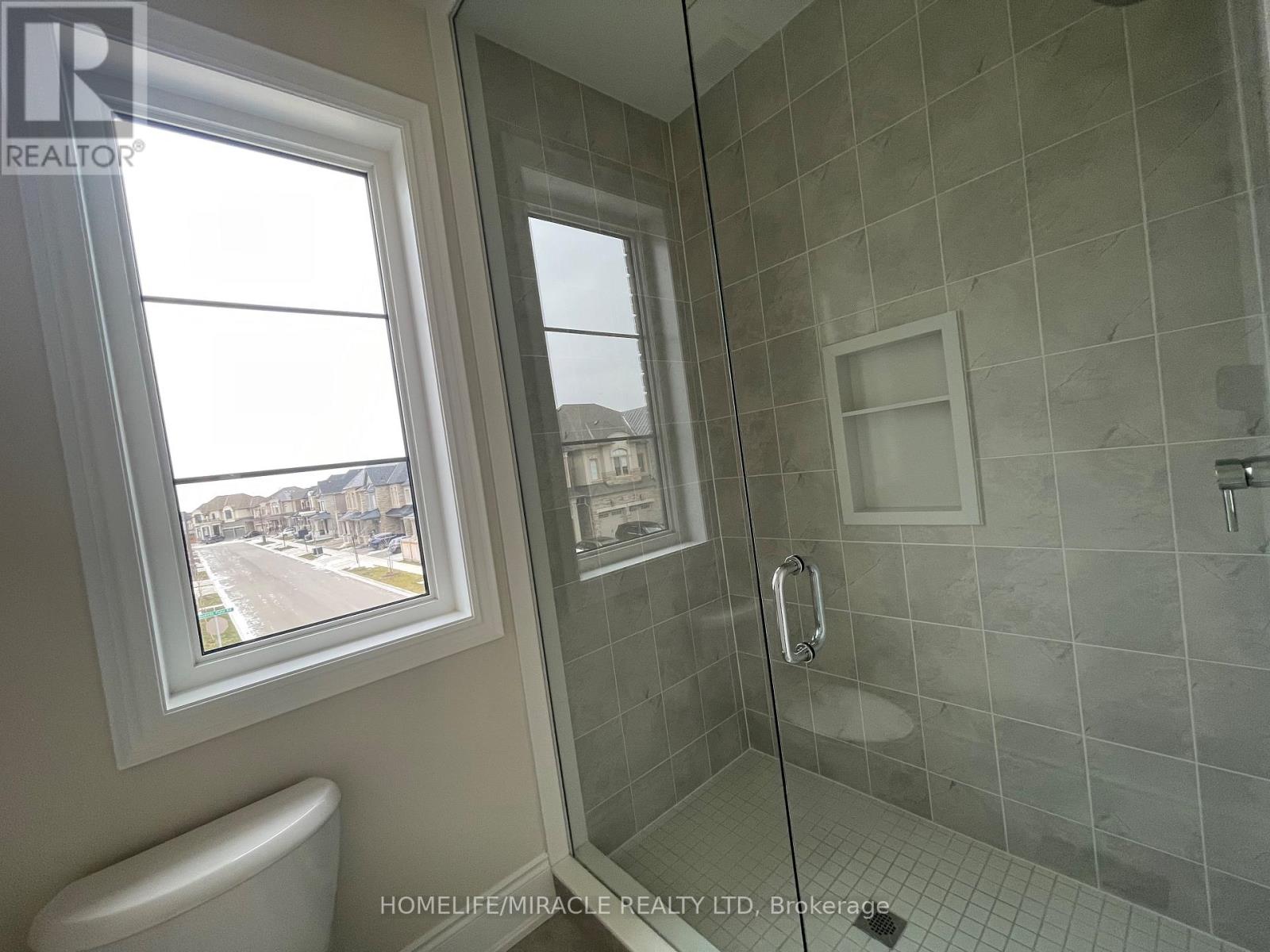 1228 Queens Plate Road, Oakville, Ontario  L6M 5M3 - Photo 36 - W12647850