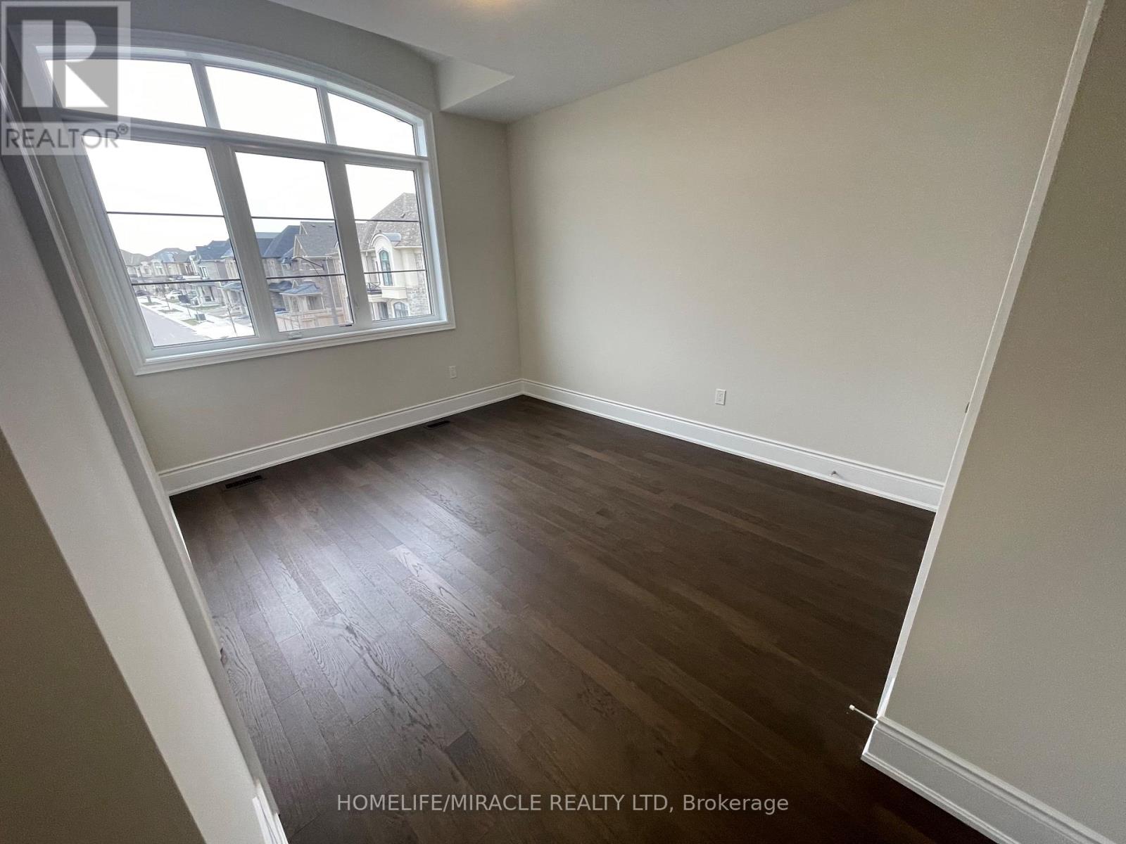 1228 Queens Plate Road, Oakville, Ontario  L6M 5M3 - Photo 32 - W12647850