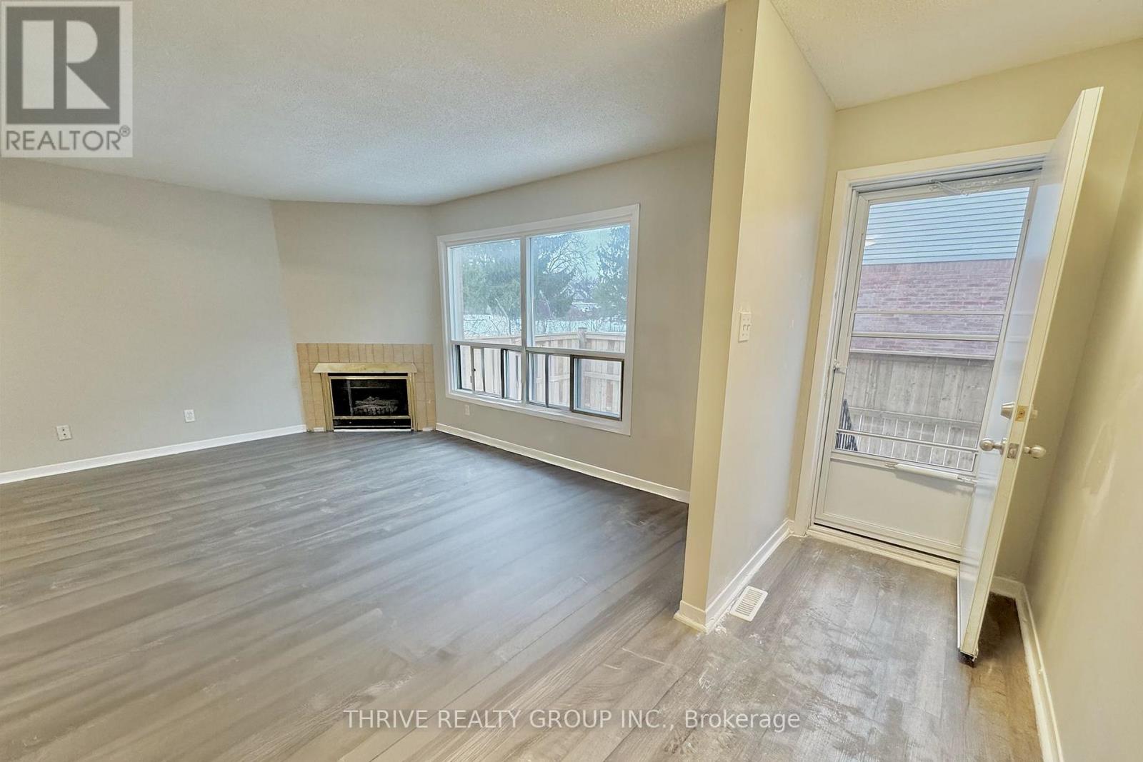 52 - 595 Third Street, London East, Ontario  N5V 4A1 - Photo 6 - X12648356