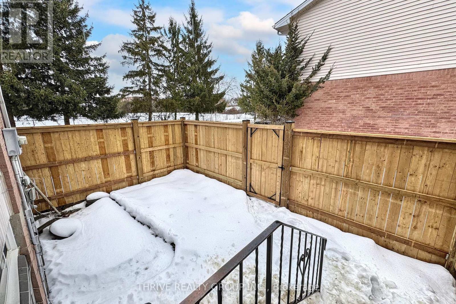 52 - 595 Third Street, London East, Ontario  N5V 4A1 - Photo 7 - X12648356