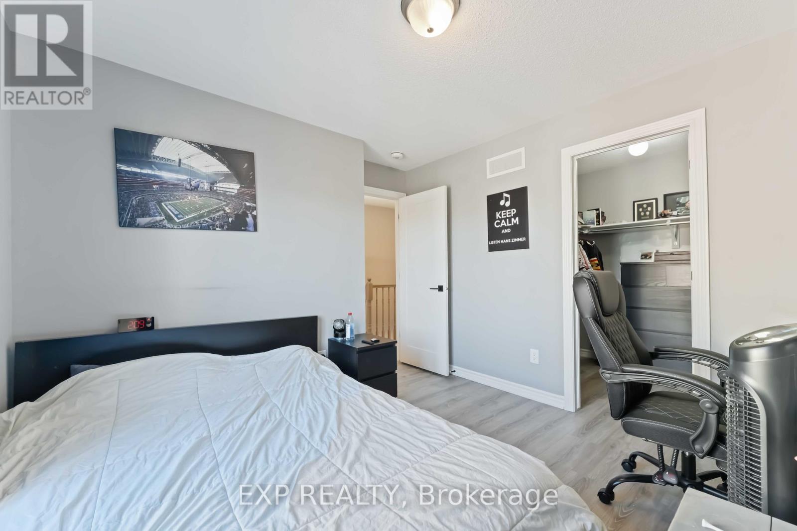 829 Mikinak Road, Ottawa, Ontario  K1K 4Z9 - Photo 40 - X12648400