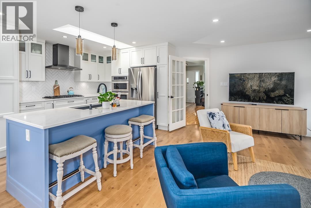 22987 123B AVENUE, Maple Ridge, British Columbia