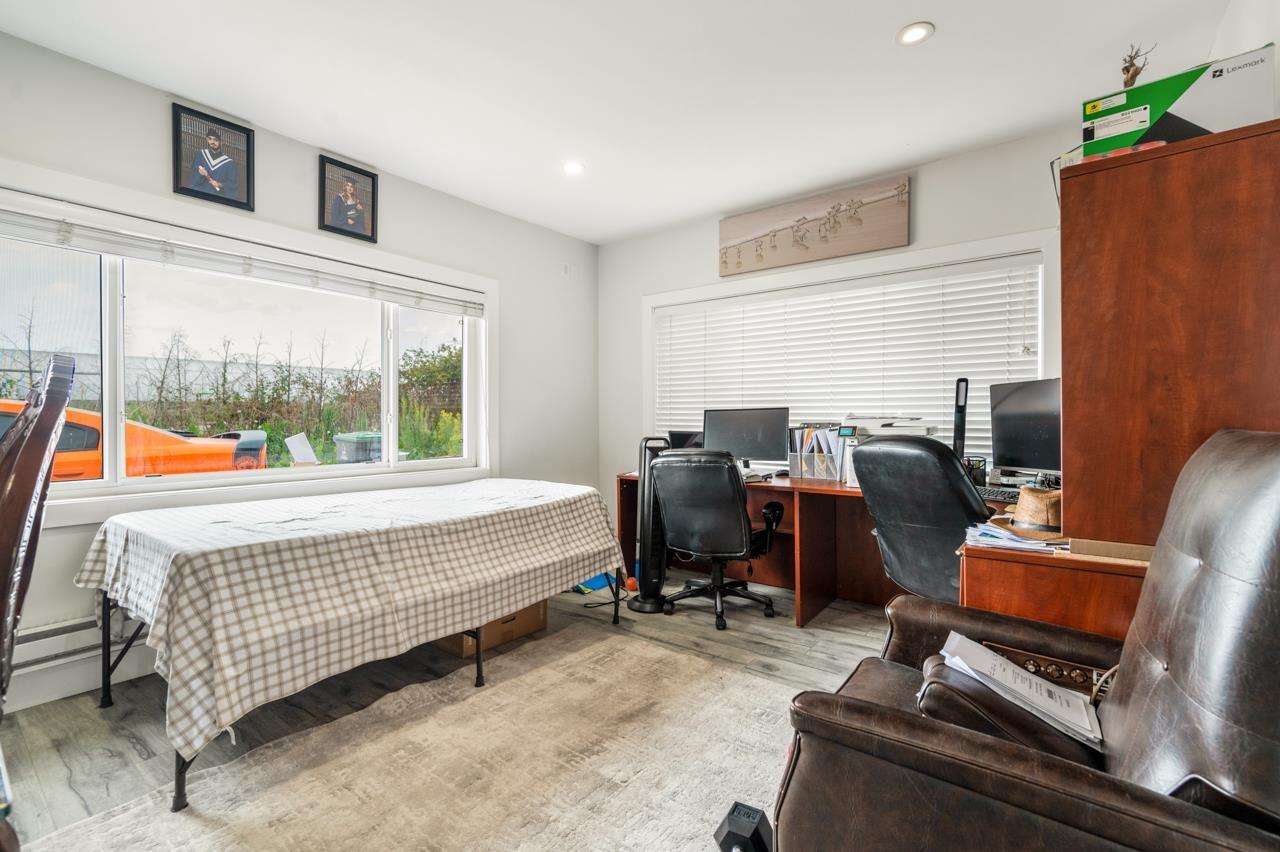 3936 176 Street, Surrey, British Columbia  V3Z 1C4 - Photo 14 - C8074722