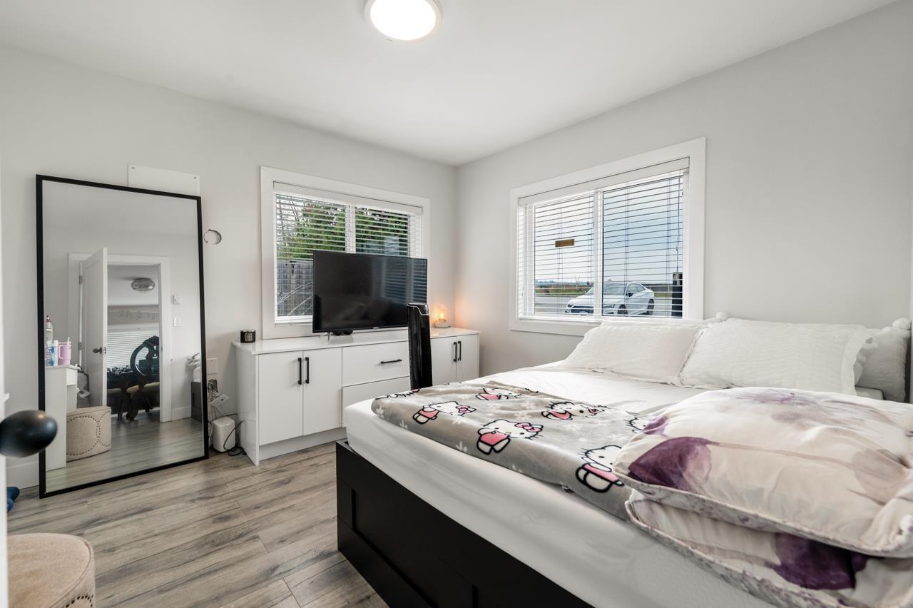 3936 176 Street, Surrey, British Columbia  V3Z 1C4 - Photo 9 - C8074722