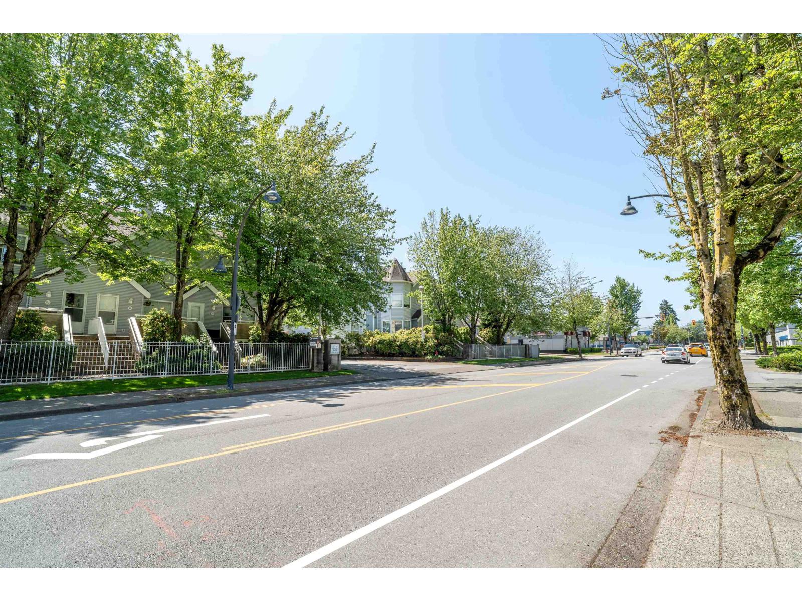 102 13727 74 Avenue, Surrey, British Columbia  V3W 0M7 - Photo 2 - R3074792