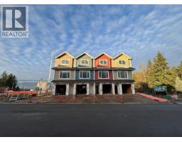 1910 11 Avenue NE Unit# 3, salmon arm, British Columbia